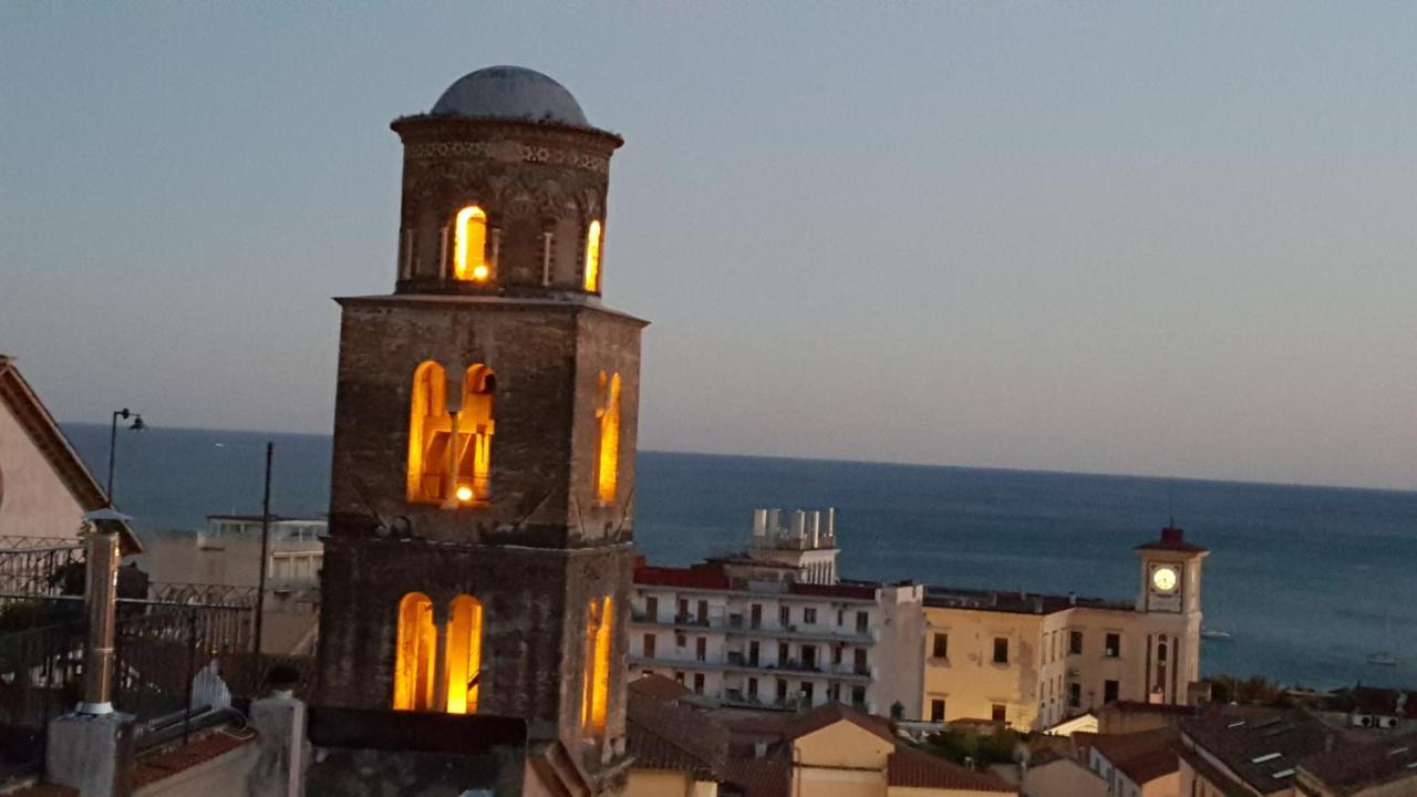Apartament Residenza Guarna Salerno Zewnętrze zdjęcie