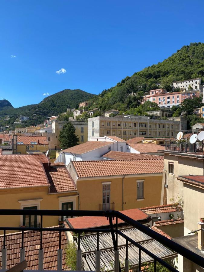 Apartament Residenza Guarna Salerno Zewnętrze zdjęcie