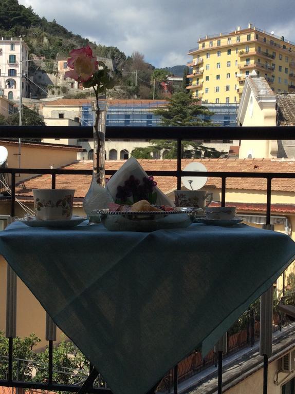 Apartament Residenza Guarna Salerno Zewnętrze zdjęcie